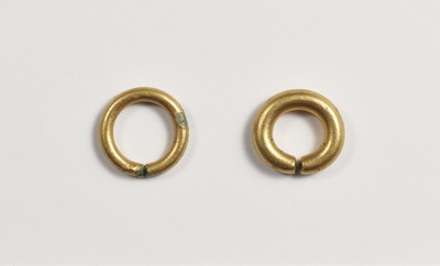 金環　古墳時代　金の耳輪