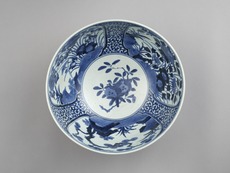 九州国立博物館 | 収蔵品データベース | 染付石榴楼閣山水図大鉢