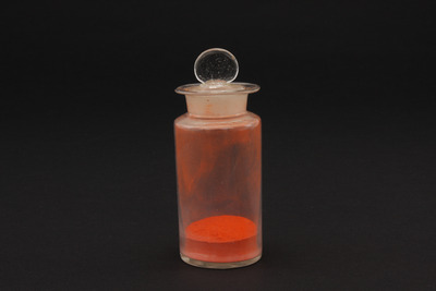 （顔料瓶、（橙））（対馬宗家文書）