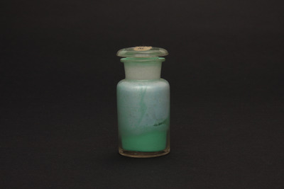 （顔料瓶、上白二番）（対馬宗家文書）