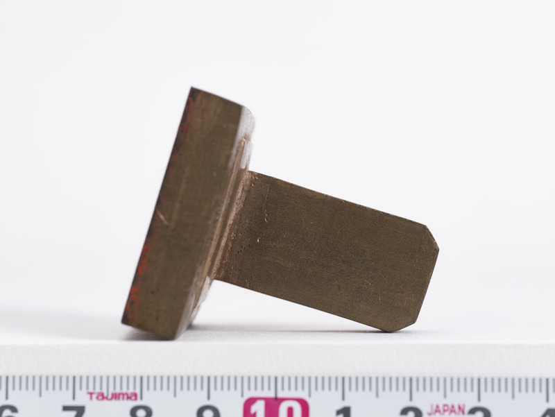 画像番号：093623　2018/06/21　左側